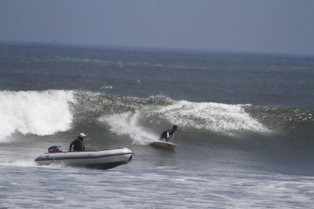 Апартаменти Huanchaco Surf Camp Екстер'єр фото